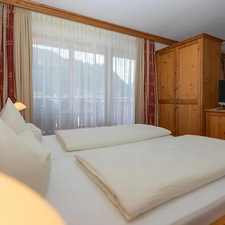 Garni Elisabeth Hotel 3*