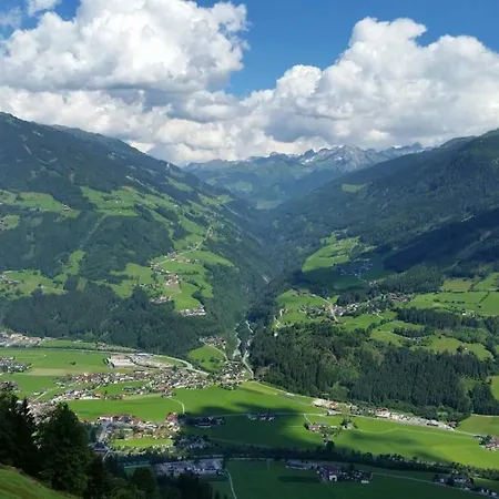 Garni Elisabeth