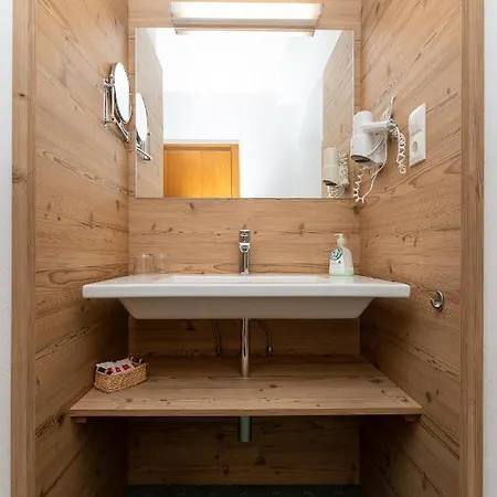 Garni Elisabeth 酒店