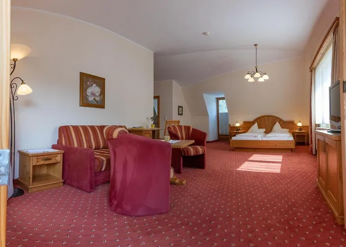 Hotel Garni Elisabeth 3*