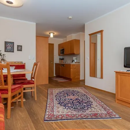 Otel Garni Elisabeth 3*